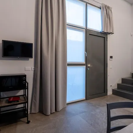 Residenza Laghi - Historical Center Apartamento
