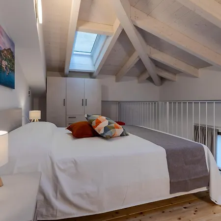 Residenza Laghi - Historical Center Appartement *